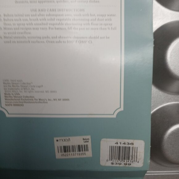 Martha Stewart Collection Tartlet Pan 13.5" x 9.5" x 1" Heavy Cast Aluminum NWT - Picture 6 of 9